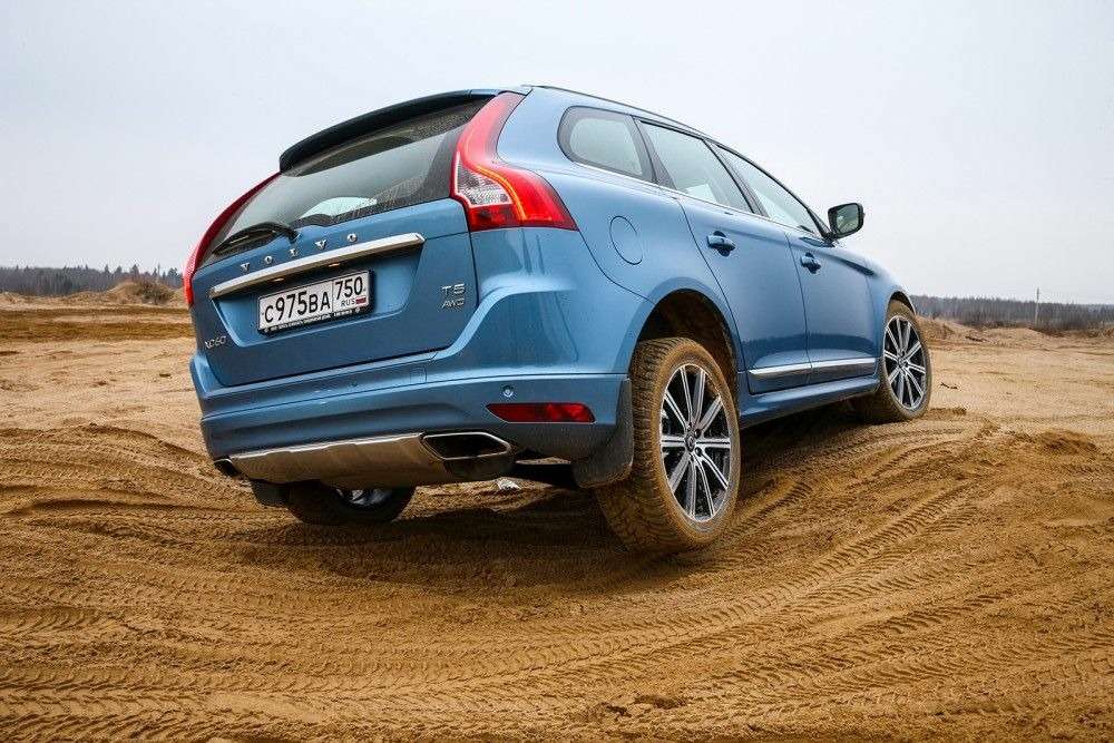 У цьому випуску «Технічної середовища» її ведучий Геннадій Емелькін розповість, як своїми силами замінити масло в муфті Haldex четвертого покоління на прикладі автомобіля Volvo XC70