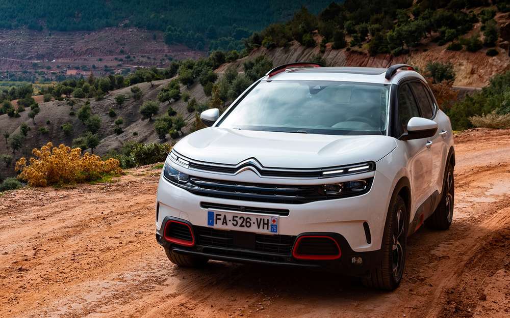 У Росії оголошено кампанія відкликання автомобілів Peugeot Traveller, Peugeot Expert, Citroen Spacetourer і Citroen Jumpy