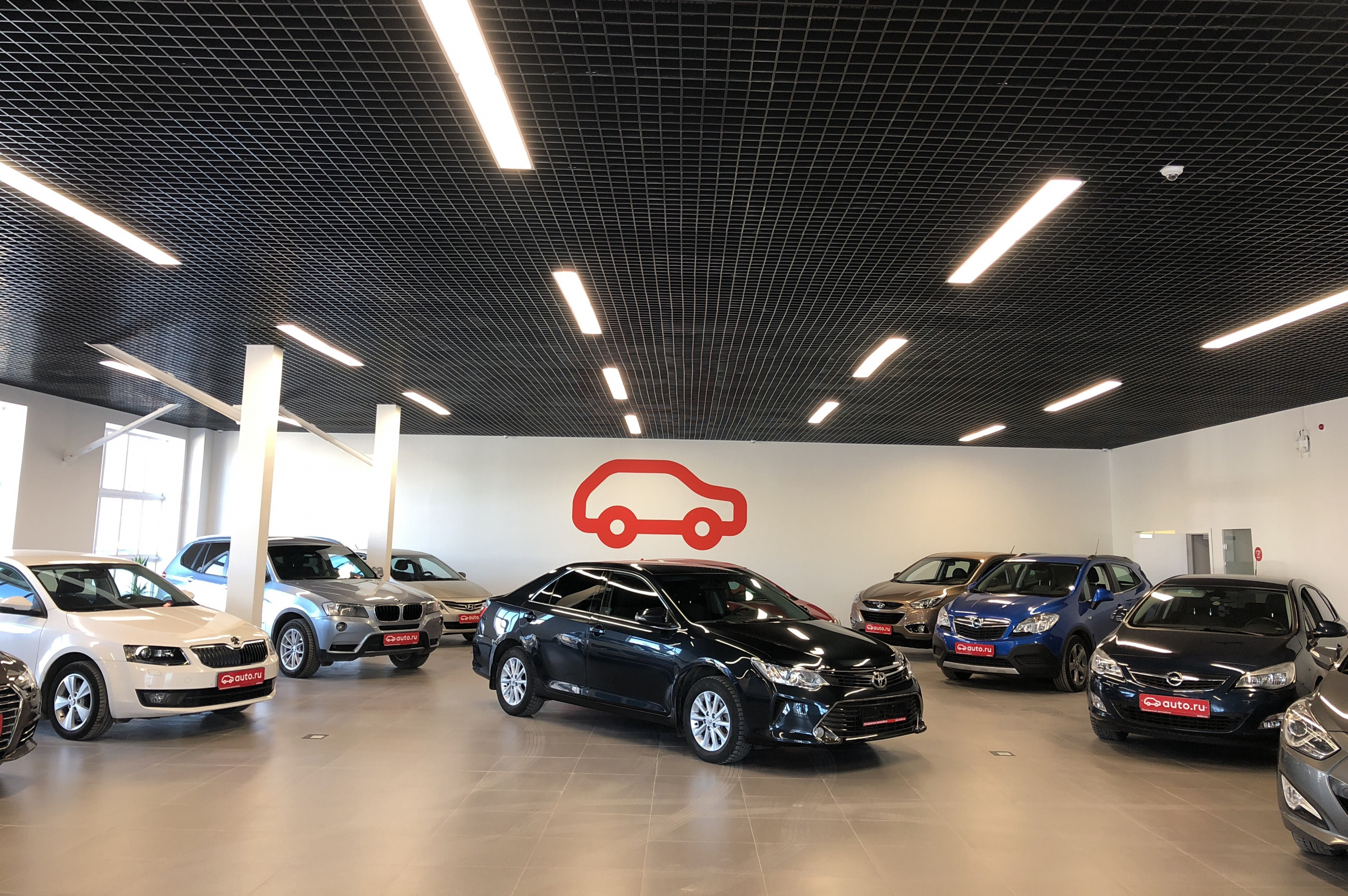 У центрі можна провести діагностику автомобіля, оцінити його і продати