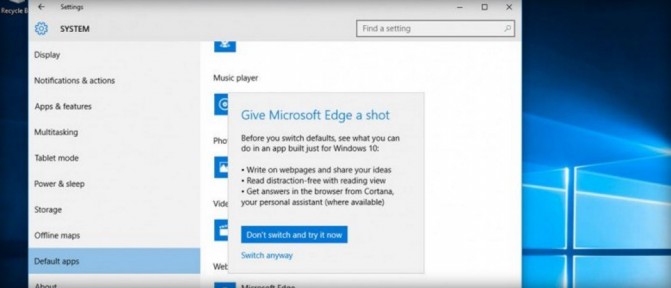 У новій, витекла в мережу, збірці Windows 10 (10568) Microsoft   пропонує   користувачам не міняти браузер при установці альтернативи