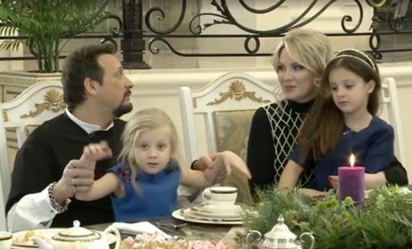 Стас Михайлов публічно попросив дружину народити йому спадкоємця