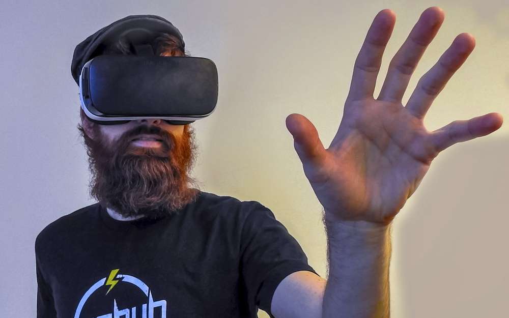 Чому ж робота на автозаводах залишається досить привабливою для росіян і на яких підприємствах більше платять