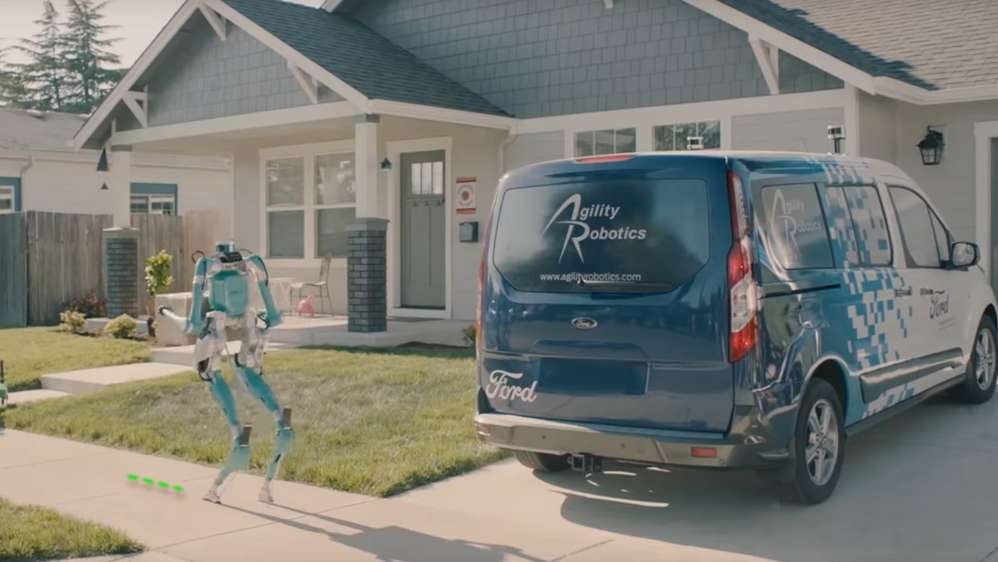 Tesla створює аварійні ситуації на дорозі, через що вимагає частих втручань в управління з боку водія