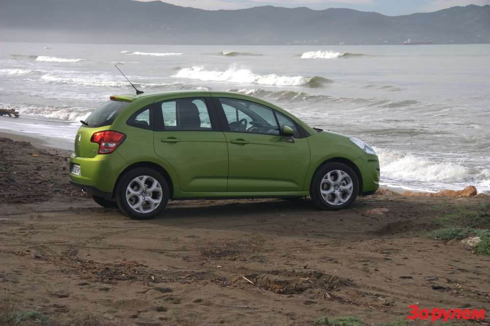 Який же на смак цей прохолодний напій, заточений в настільки барвисту пляшку