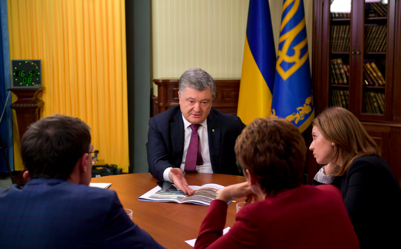 За словами президента, військовий стан у ряді областей триватиме рівно 30 днів