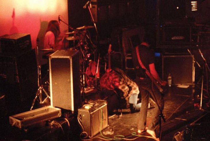 Кобейн на сцені клубу «Piper» в Римі, 1989 рік