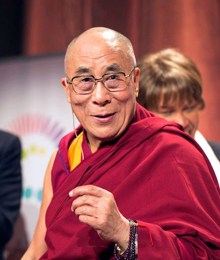 Фактрум пропонує читачеві познайомитися з декількома порадами по досягненню вічного щастя, розказаних самим Далай-ламою XIV
