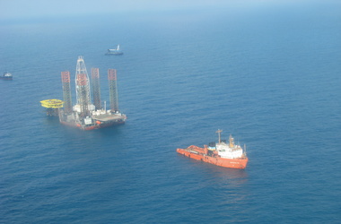 2 жовтня 2012 13:39 Переглядів:   Україна закуповує вишки для видобутку газу в Чорному морі