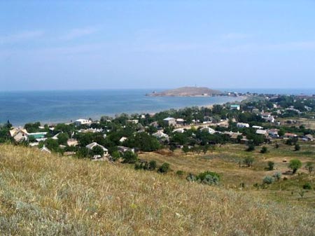 * Селище Курортне, це тихий, спокійний відпочинок на березі Азовського моря для вас і ваших дітей