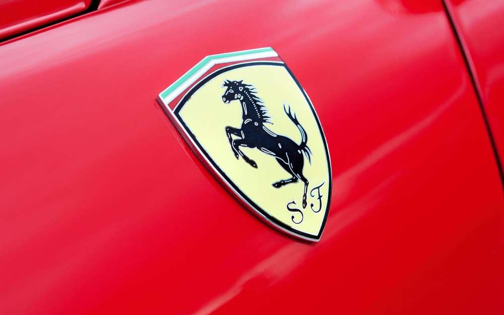 На минулих вихідних ради директорів концерну Fiat Chrysler Automobiles (FCA) і Ferrari вибрали нових керівників, фактично відправивши Серджіо Маркіонне у відставку з поста керівника третього за величиною європейського автовиробника