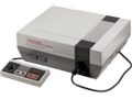 Ця версія доктора Маріо була розроблена для системи розваг Nintendo (NES), яка представляла собою восьмибітну консоль відеоігор, виготовлену компанією Nintendo у 1983 - 2003 роках