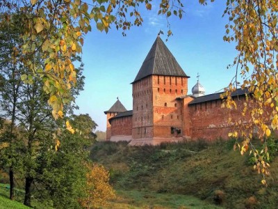 Нещодавно Великий Новгород відсвяткував своє 1150-річчя - це найстаріший російський місто