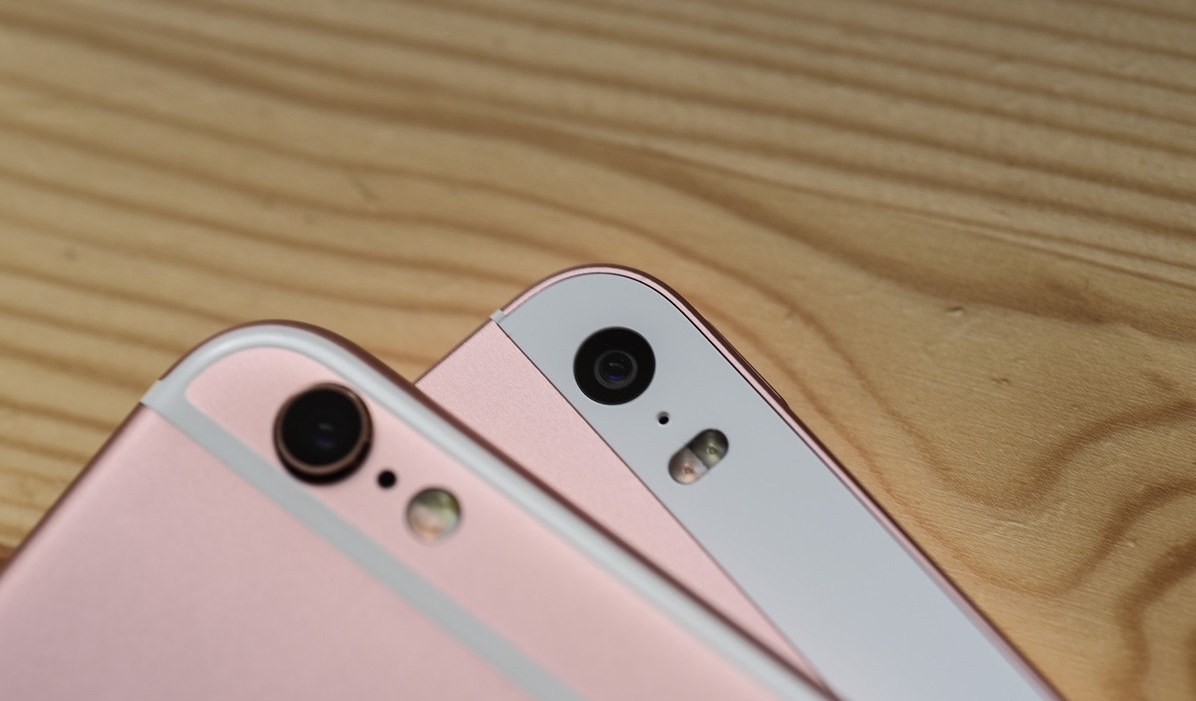 У новому iPhone SE компанії Apple вдалося істотно поліпшити основну камеру, в порівнянні з моделлю iPhone 5S