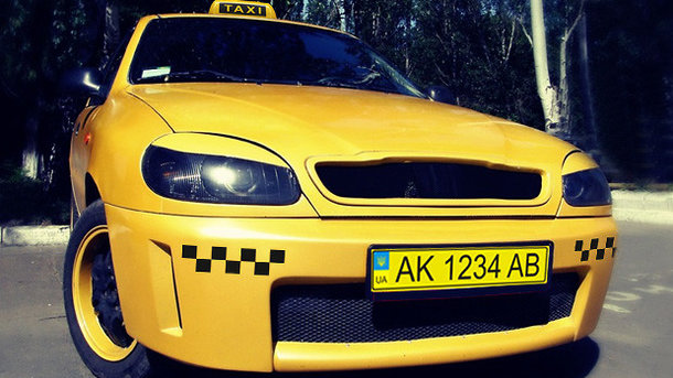 25 червня 2017, 4:09 Переглядів:   Таксі та маршрутки в Україні хочуть перевести на спеціальні жовті автомобільні номери